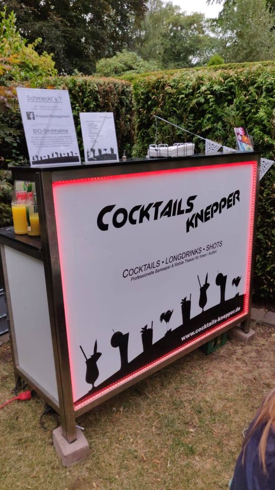 Cocktails Knepper - mobile Cocktailbar in NRW - Einfallsreich und motiviert!